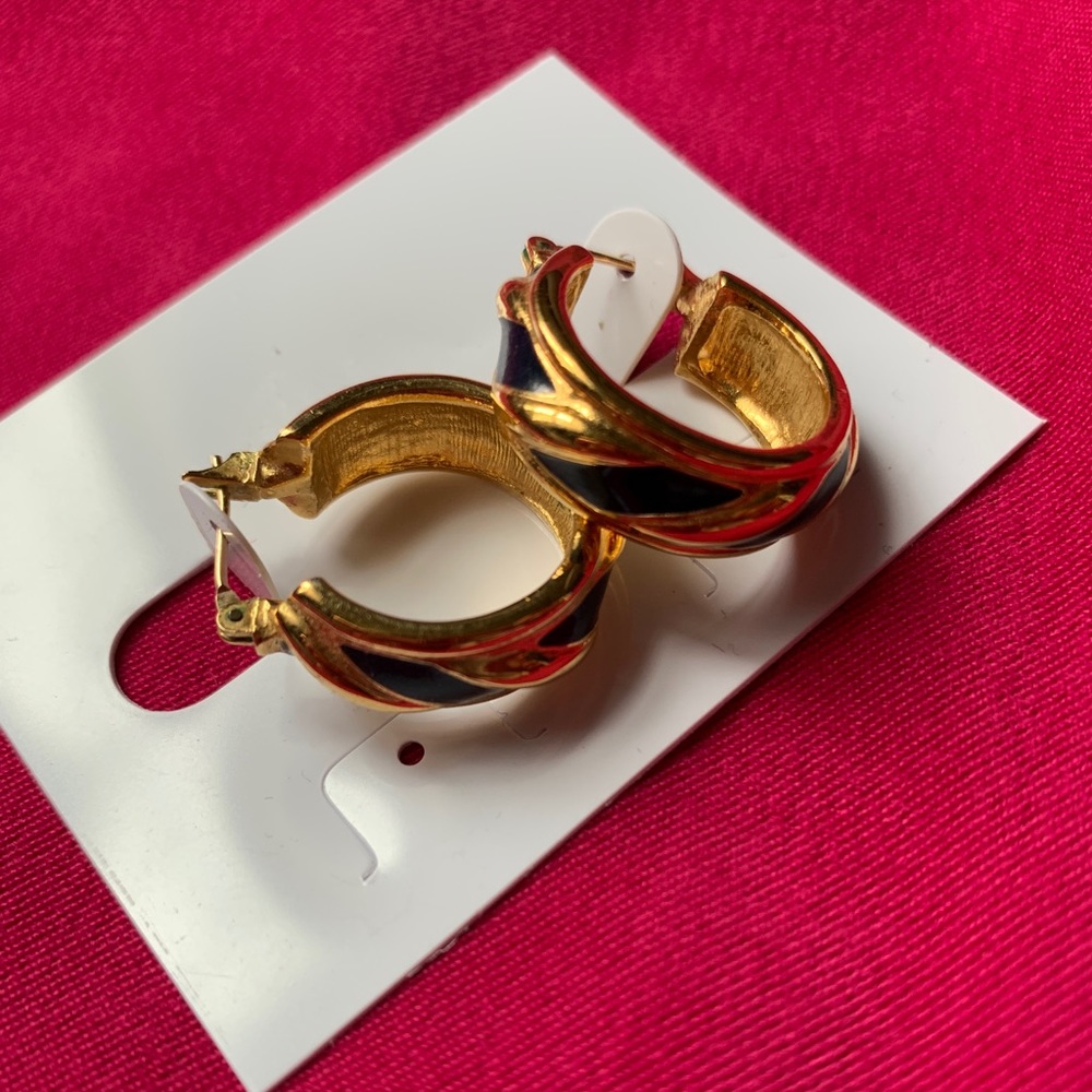 Vintage gold hoops